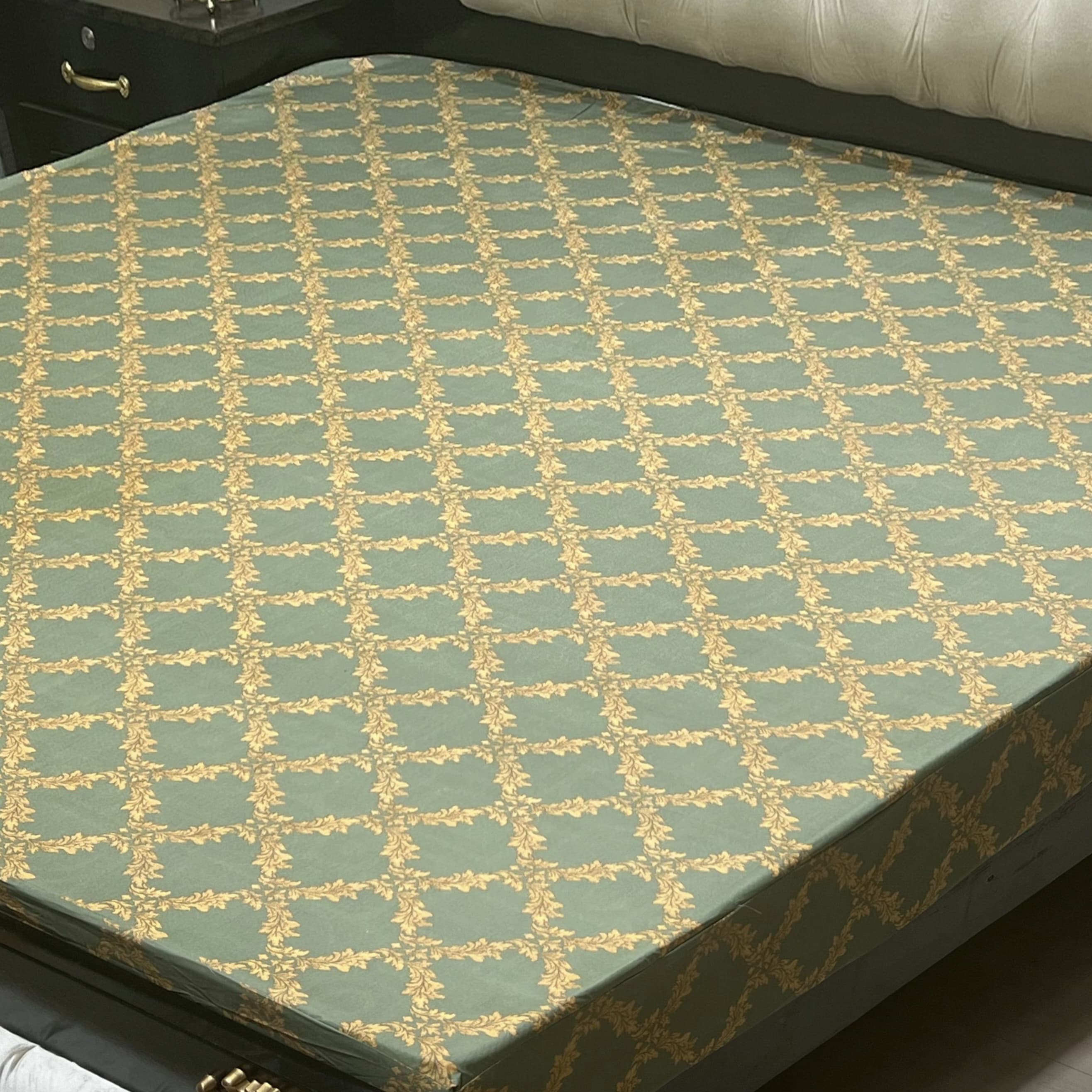Printed Waterproof Mattress Cover – Standard King Size
